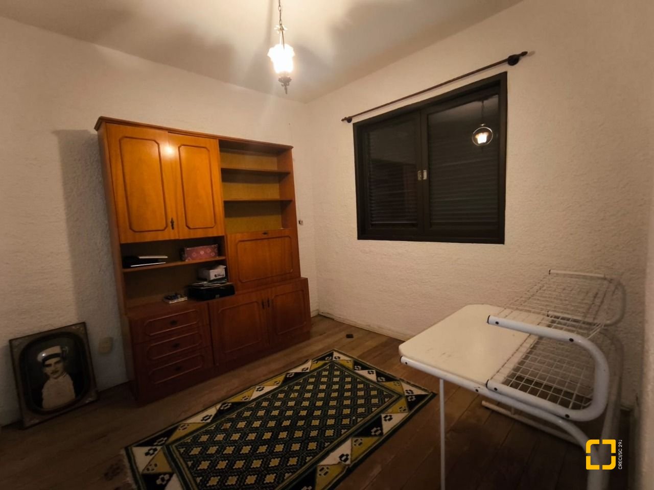Casa com 297m², 3 quartos (sendo 1 suíte), 2 garagens, no bairro Estreito em Florianópolis