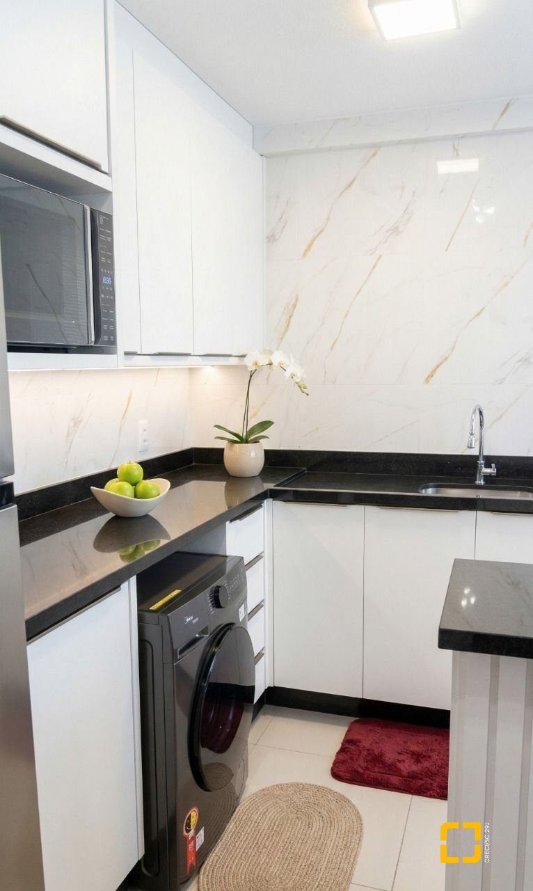 Apartamento com 72m², 2 quartos, no bairro Centro em Florianópolis
