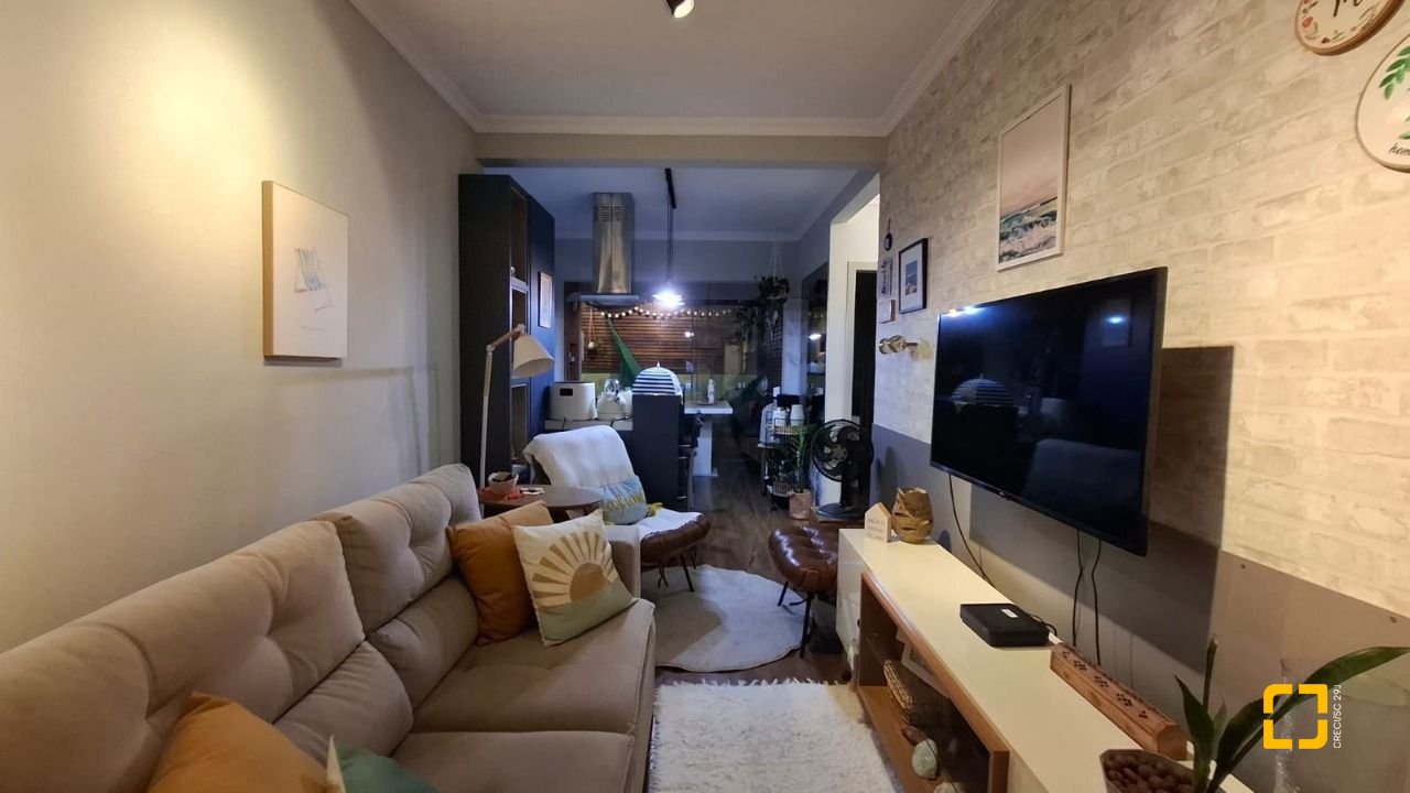 Apartamento com 56m², 3 quartos (sendo 1 suíte), 1 garagem, no bairro Campeche em Florianópolis
