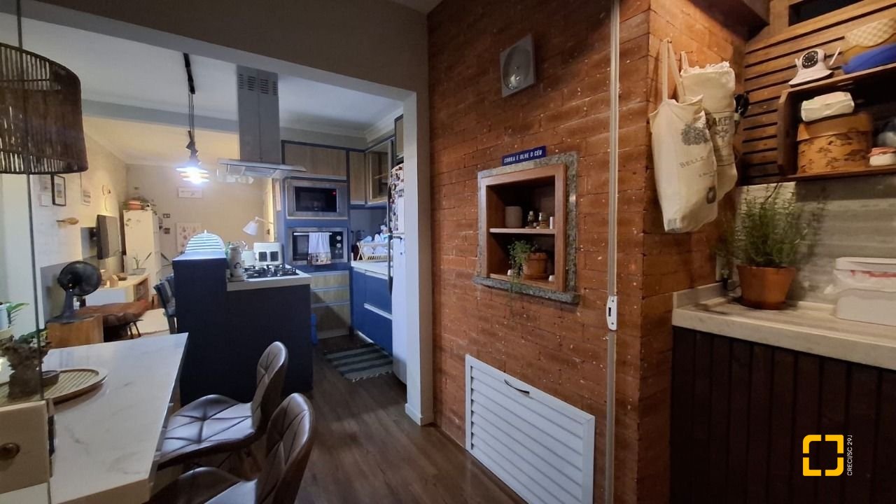 Apartamento com 56m², 3 quartos (sendo 1 suíte), 1 garagem, no bairro Campeche em Florianópolis