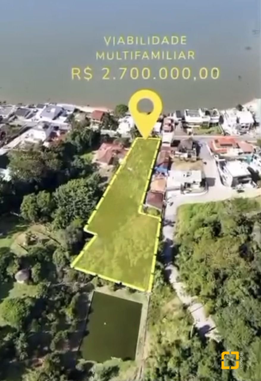 Terreno com 4214m², no bairro Ponta de Baixo em São José