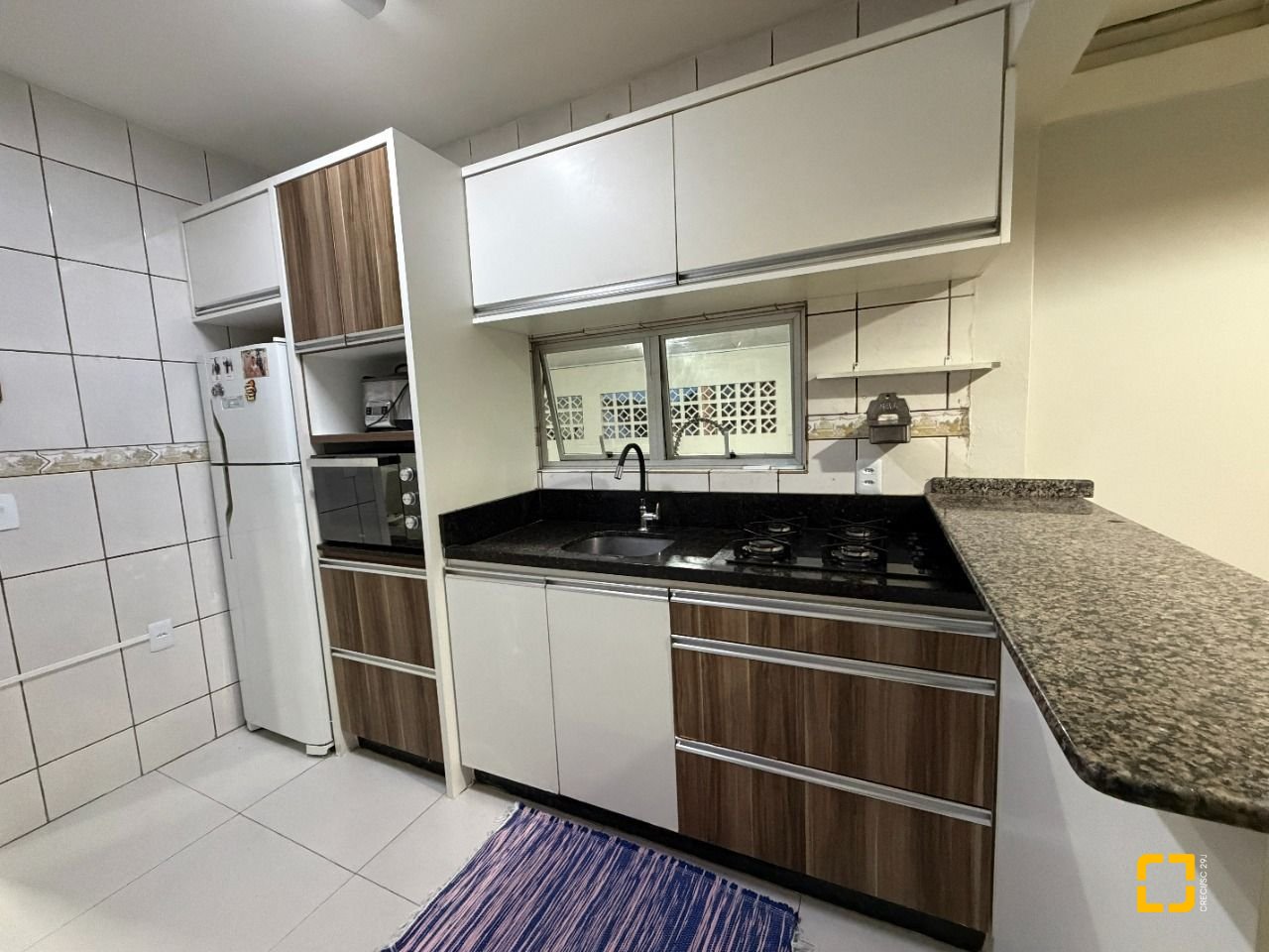 Casa com 63m², 3 quartos, 3 garagens, no bairro Forquilhas em São José