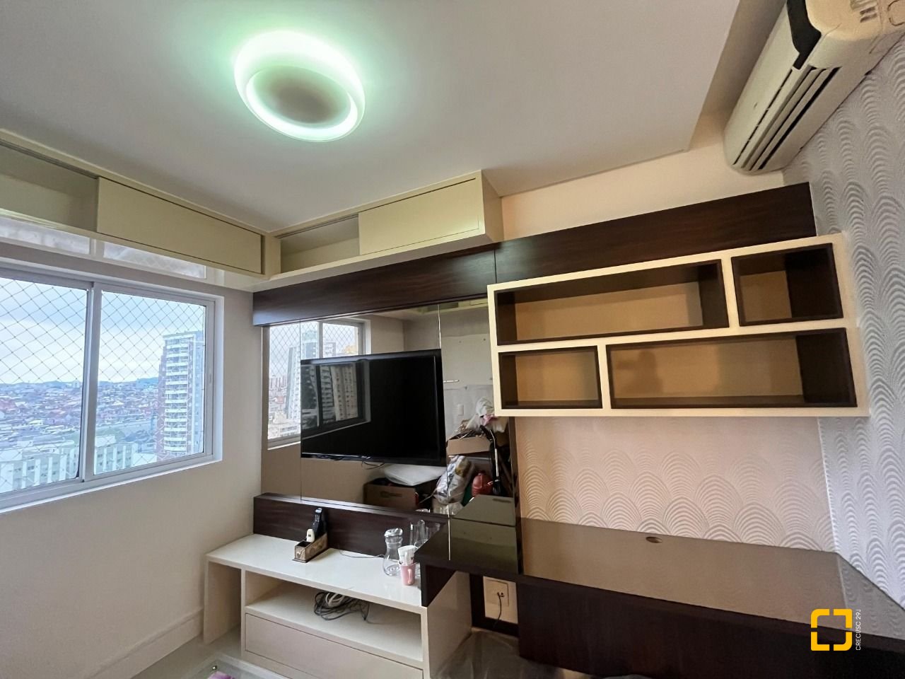 Apartamento com 87m², 3 quartos (sendo 1 suíte), 2 garagens, no bairro Campinas em São José