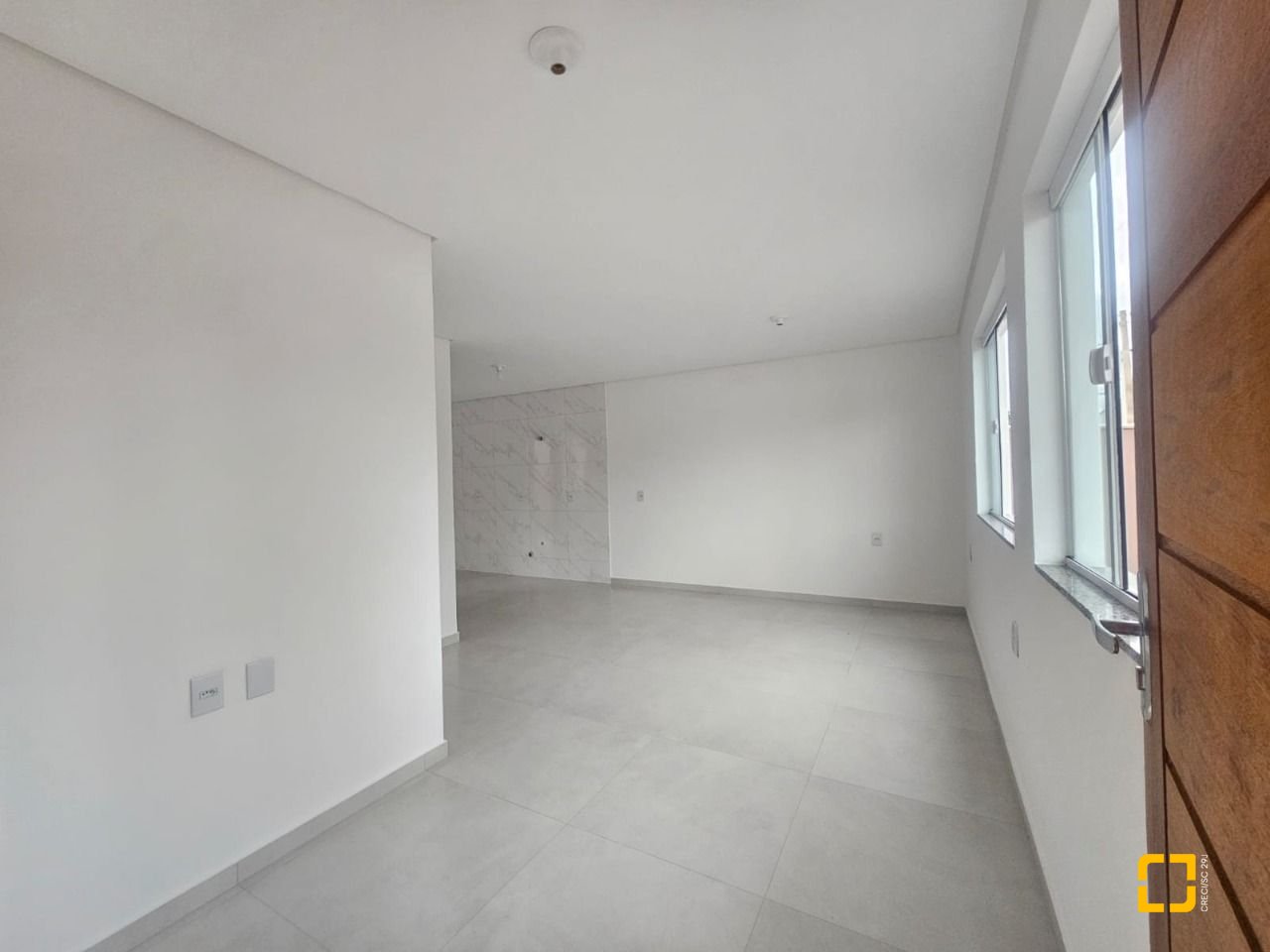 Casa com 109m², 3 quartos (sendo 1 suíte), 2 garagens, no bairro Rio Caveiras em Biguaçu