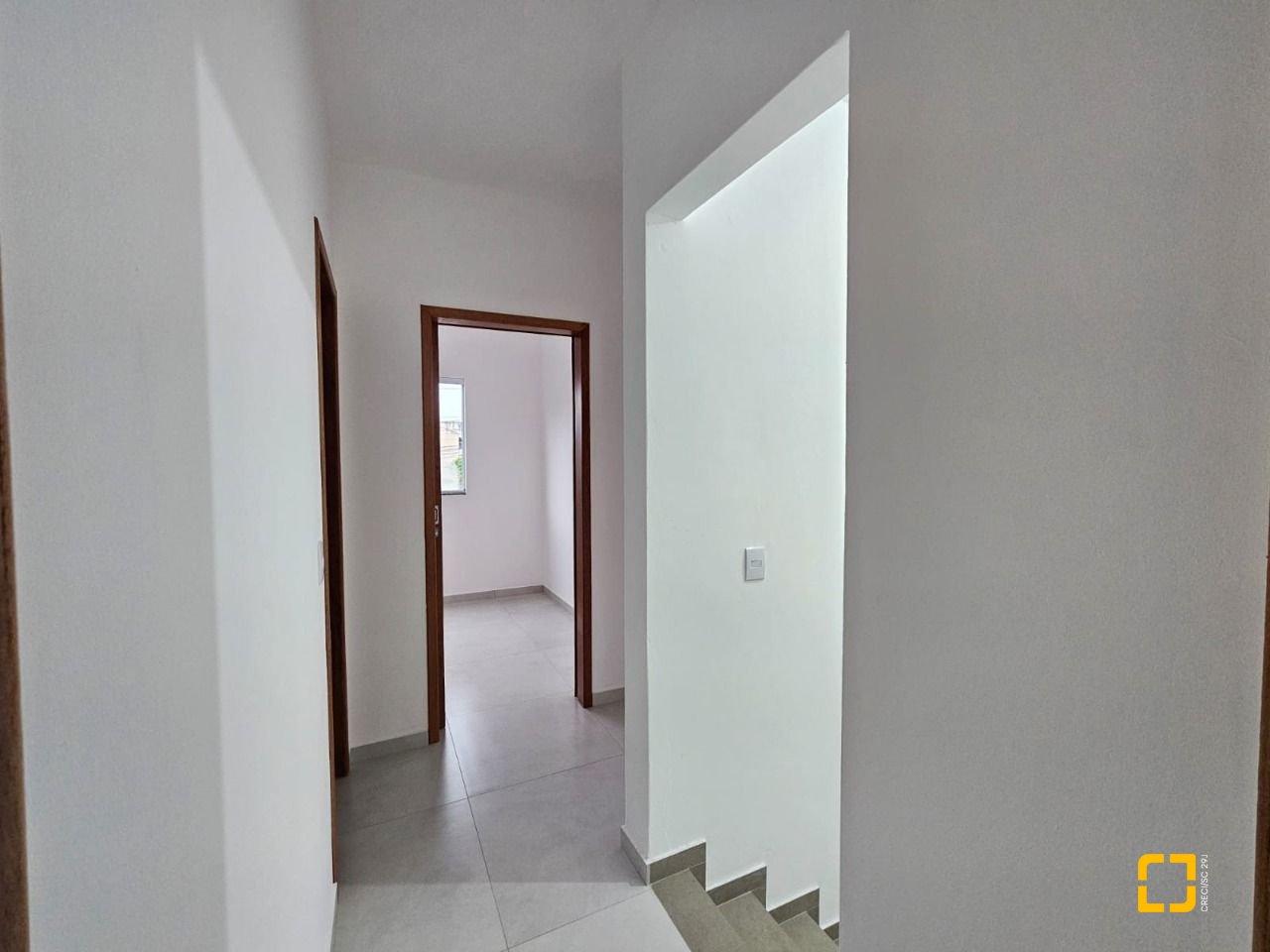 Casa com 109m², 3 quartos (sendo 1 suíte), 2 garagens, no bairro Rio Caveiras em Biguaçu