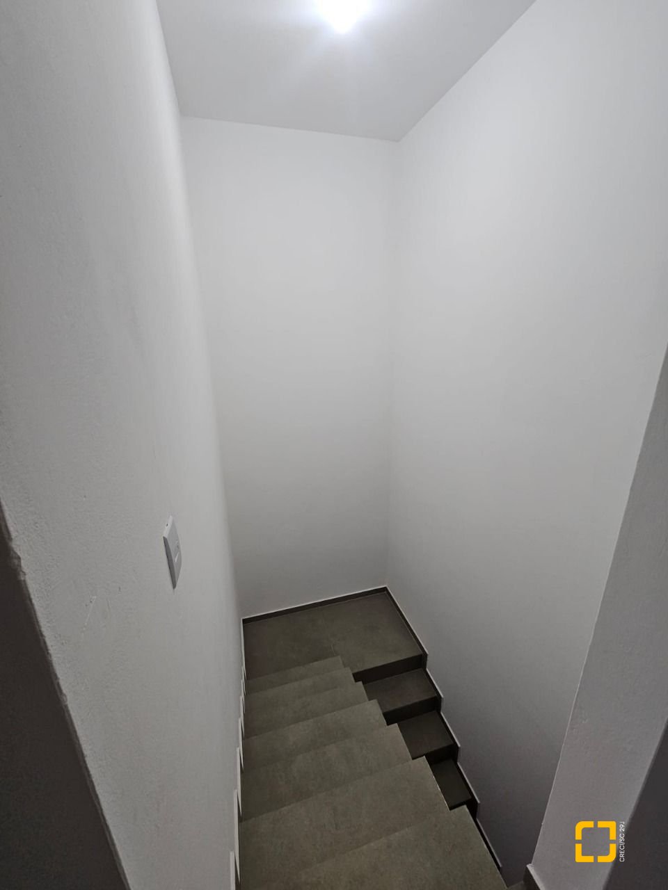 Casa com 109m², 3 quartos (sendo 1 suíte), 2 garagens, no bairro Rio Caveiras em Biguaçu