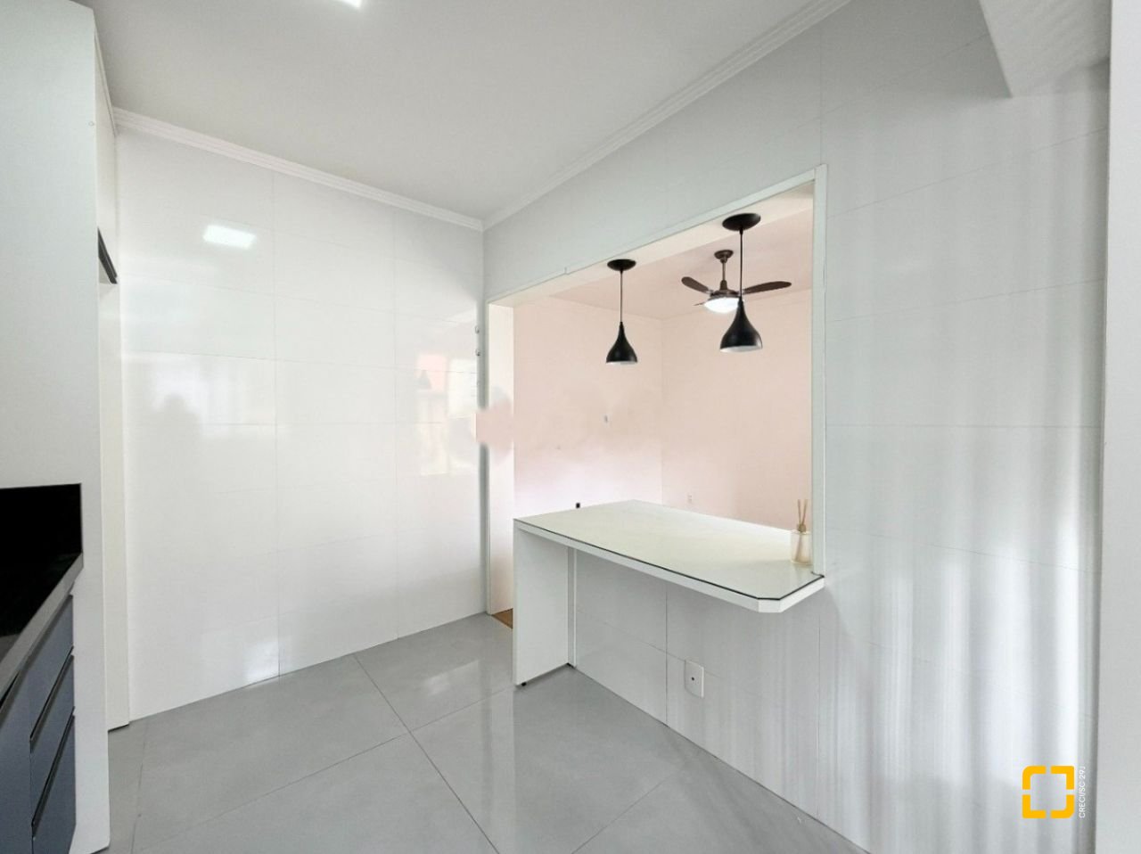 Apartamento com 54m², 2 quartos, 1 garagem, no bairro Kobrasol em São José