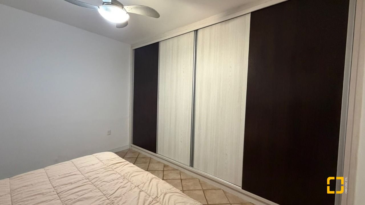 Casa com 193m², 4 quartos (sendo 2 suítes), 2 garagens, no bairro Santa Mônica em Florianópolis