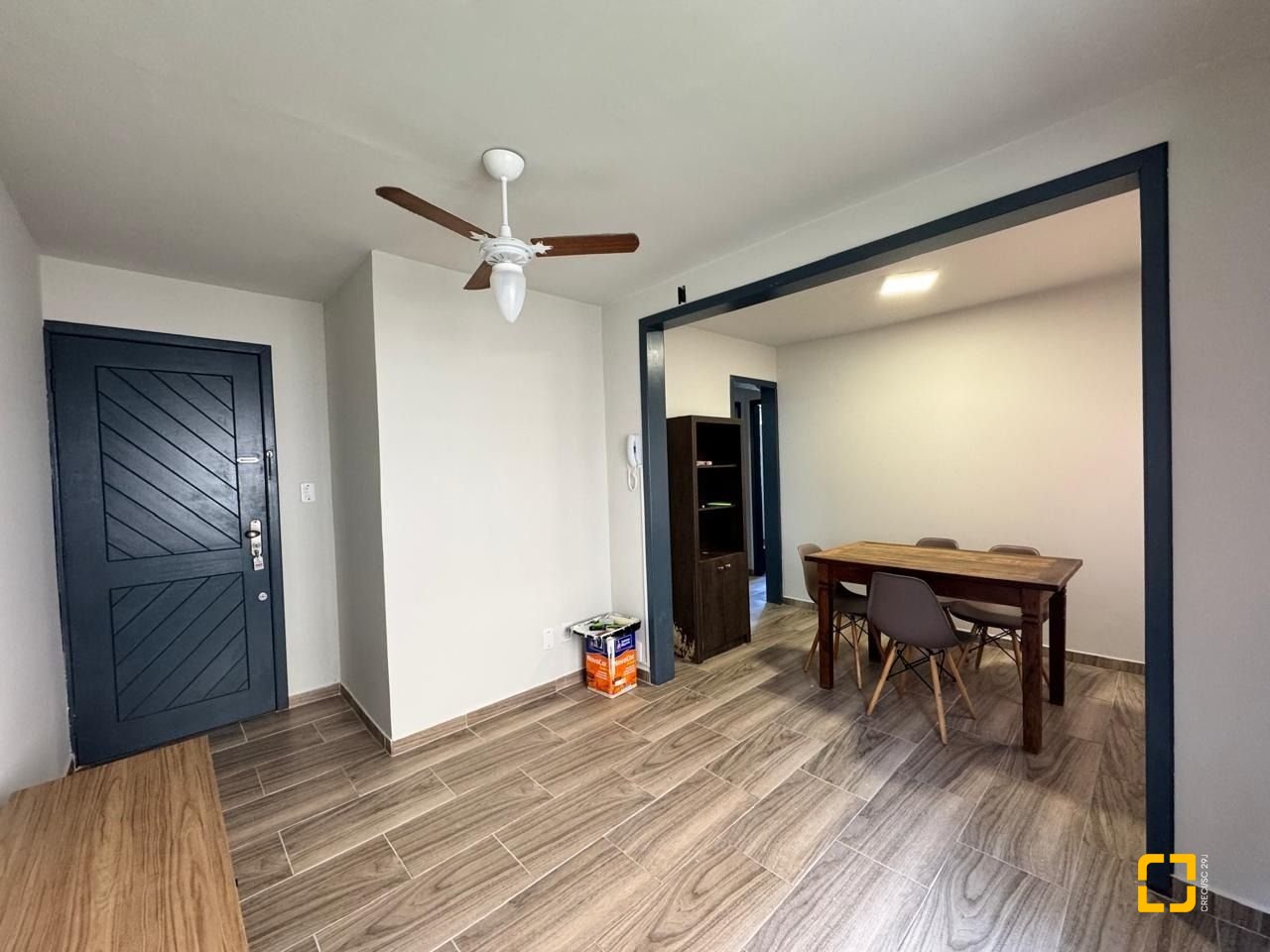 Apartamento com 41m², 2 quartos, 1 garagem, no bairro Barreiros em São José