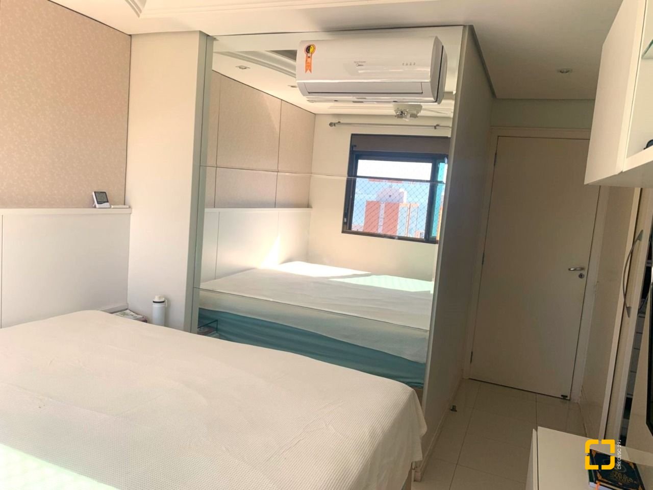 Apartamento com 126m², 4 quartos (sendo 1 suíte), 2 garagens, no bairro Estreito em Florianópolis