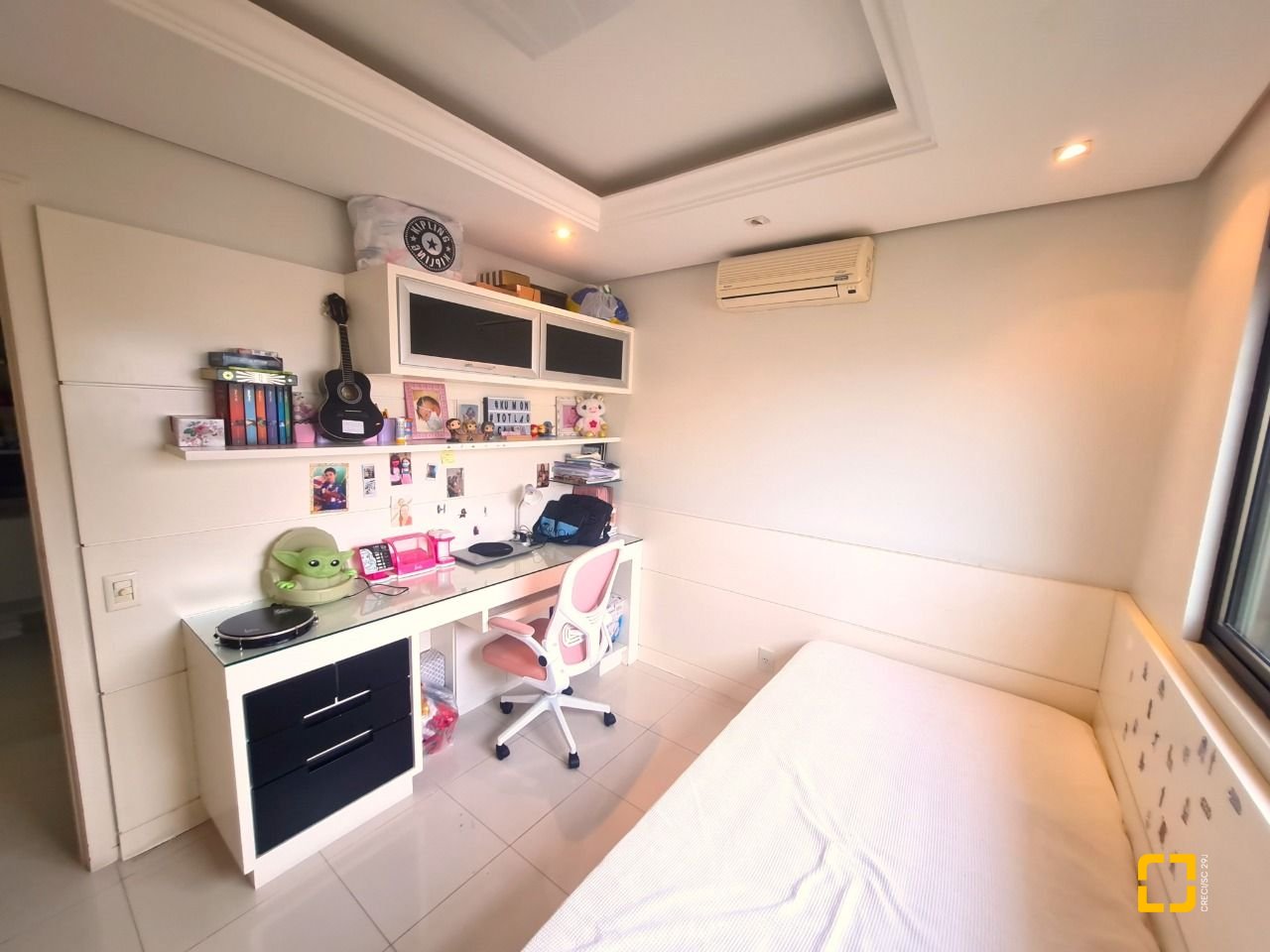 Apartamento com 126m², 4 quartos (sendo 1 suíte), 2 garagens, no bairro Estreito em Florianópolis