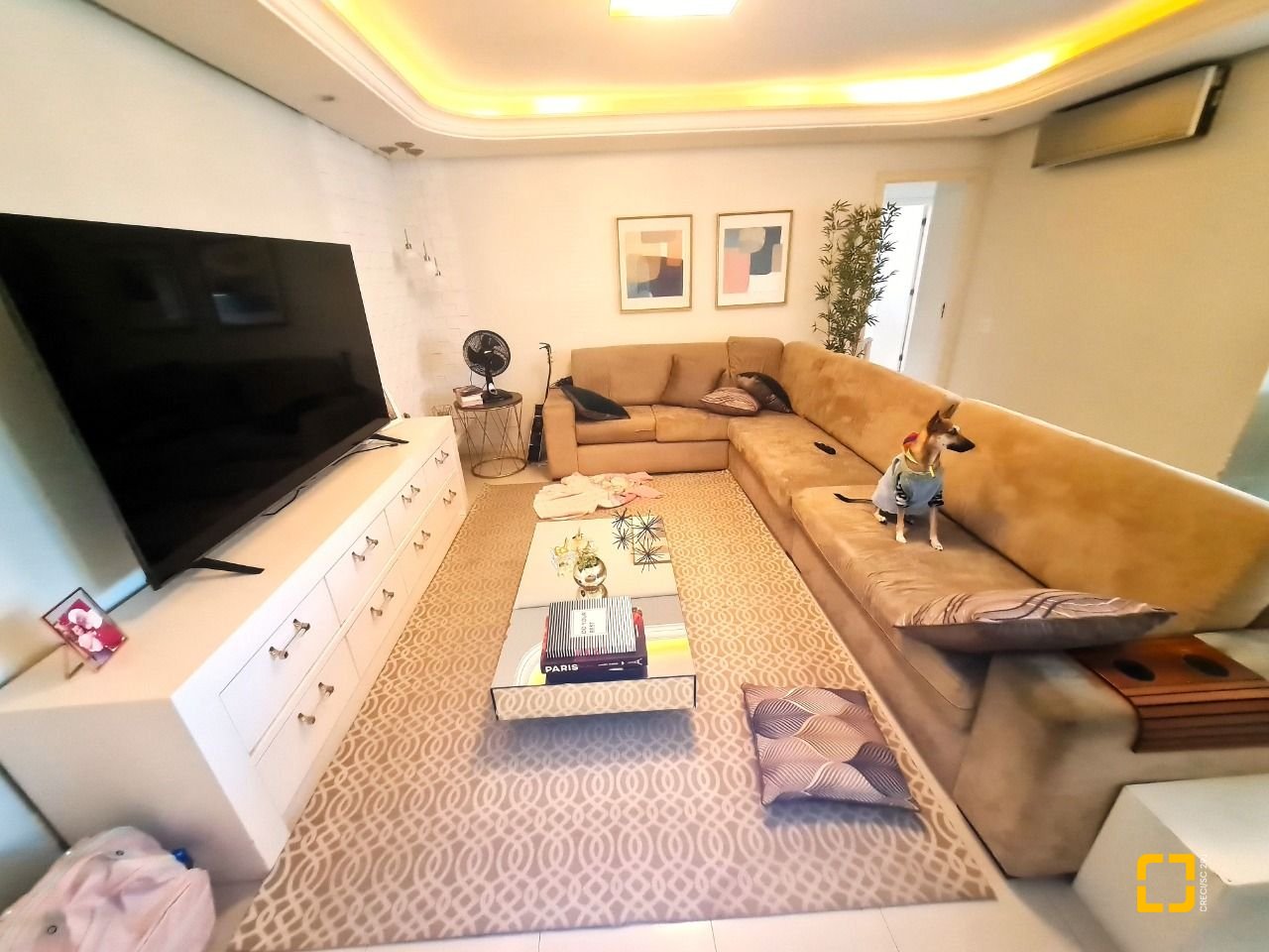 Apartamento com 126m², 4 quartos (sendo 1 suíte), 2 garagens, no bairro Estreito em Florianópolis