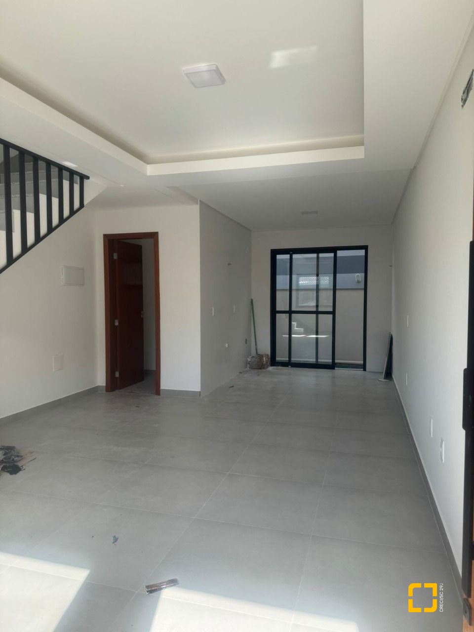Casa com 107m², 3 quartos (sendo 1 suíte), 1 garagem, no bairro Potecas em São José