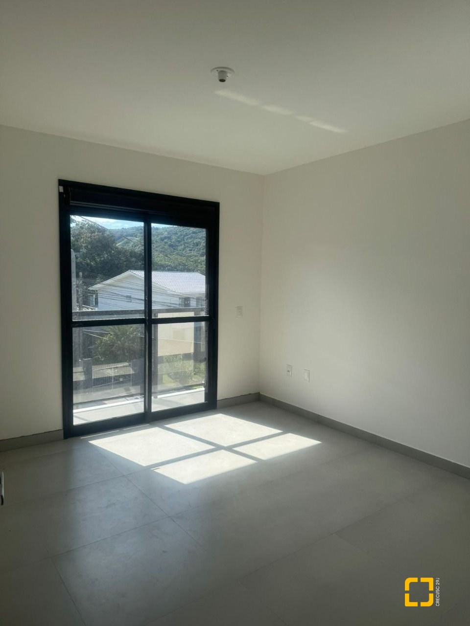 Casa com 107m², 3 quartos (sendo 1 suíte), 1 garagem, no bairro Potecas em São José