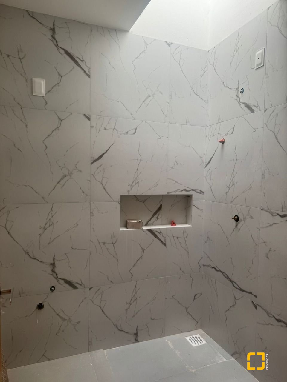 Casa com 107m², 3 quartos (sendo 1 suíte), 1 garagem, no bairro Potecas em São José