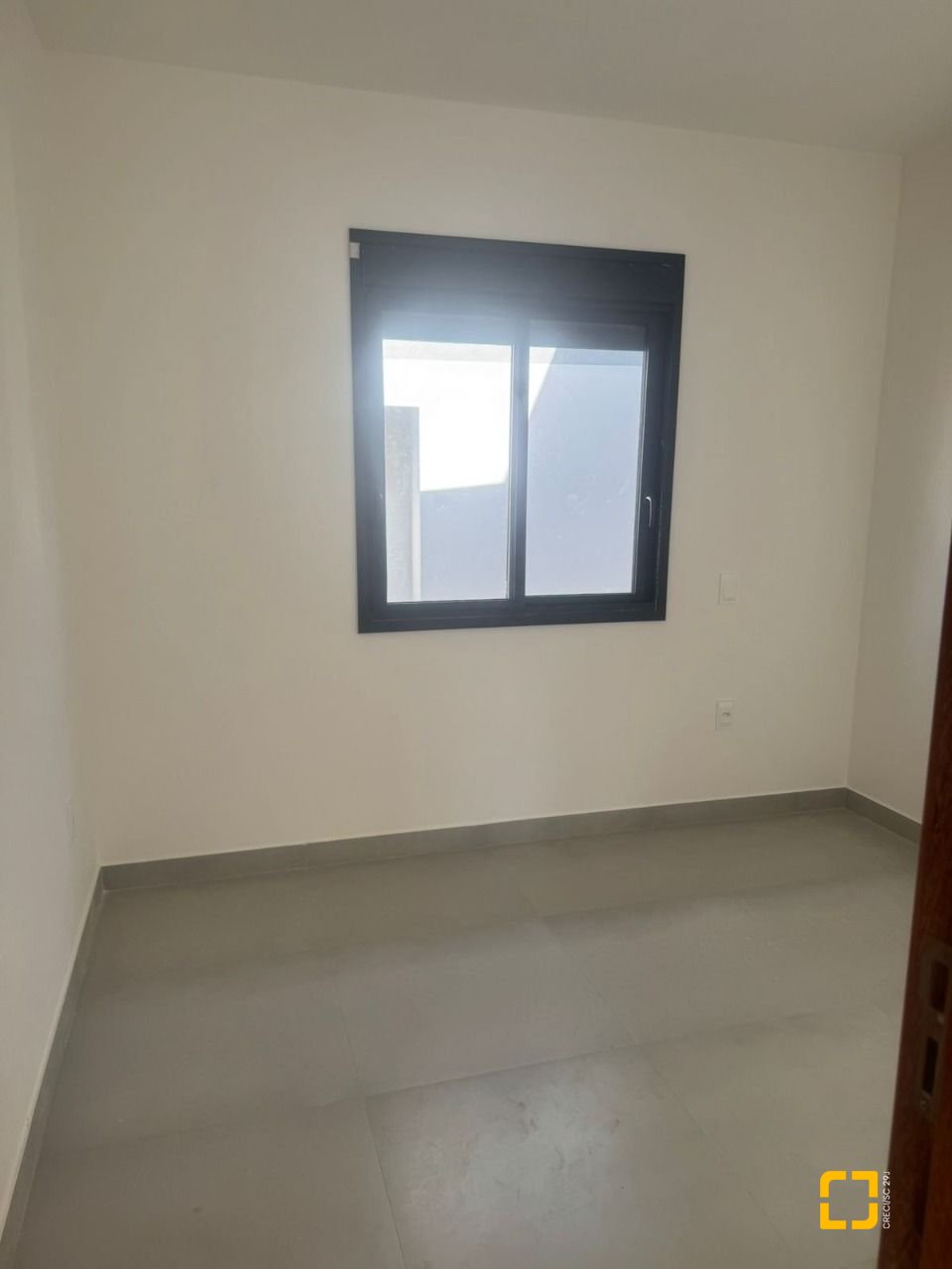 Casa com 107m², 3 quartos (sendo 1 suíte), 1 garagem, no bairro Potecas em São José