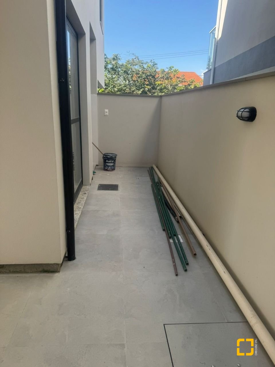 Casa com 107m², 3 quartos (sendo 1 suíte), 1 garagem, no bairro Potecas em São José