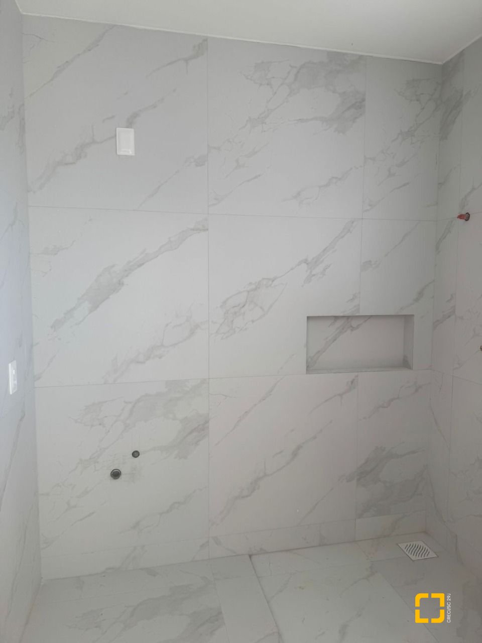 Casa com 107m², 3 quartos (sendo 1 suíte), 1 garagem, no bairro Potecas em São José