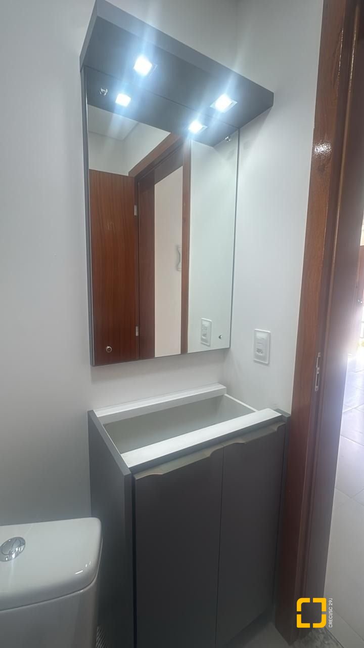 Casa com 107m², 3 quartos (sendo 1 suíte), 1 garagem, no bairro Potecas em São José