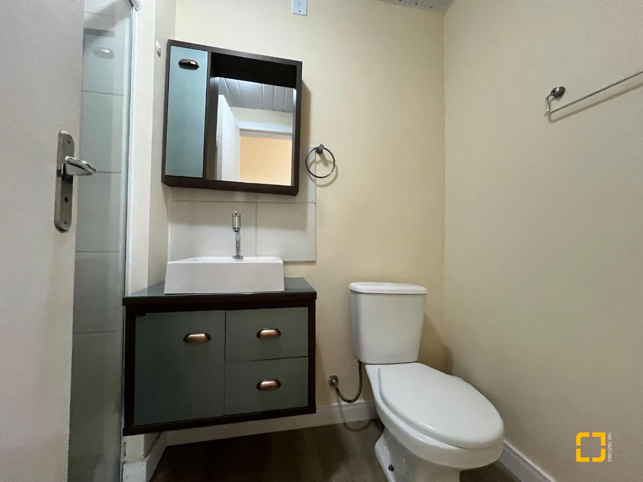 Apartamento com 55m², 2 quartos, 1 garagem, no bairro Serraria em São José