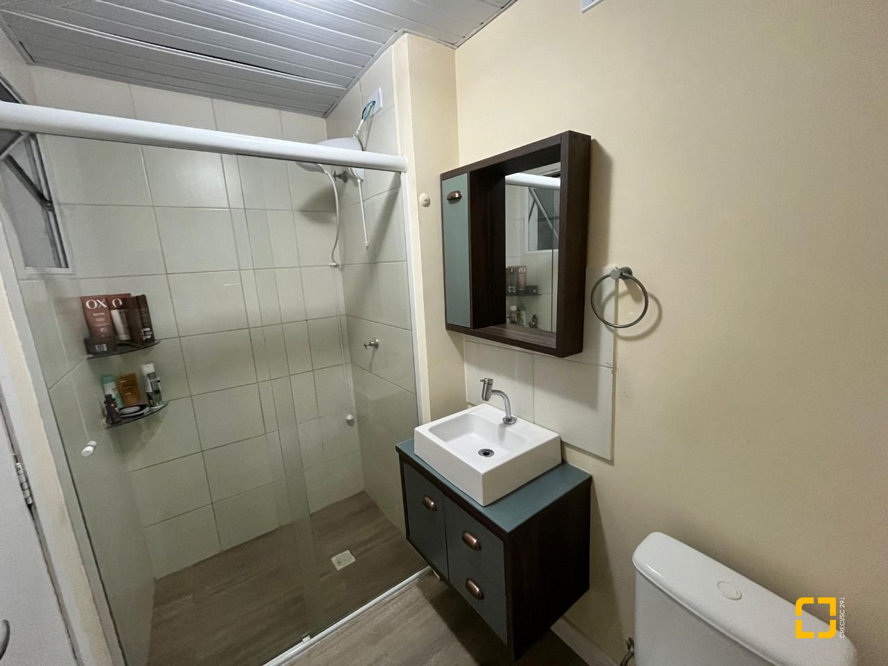 Apartamento com 55m², 2 quartos, 1 garagem, no bairro Serraria em São José