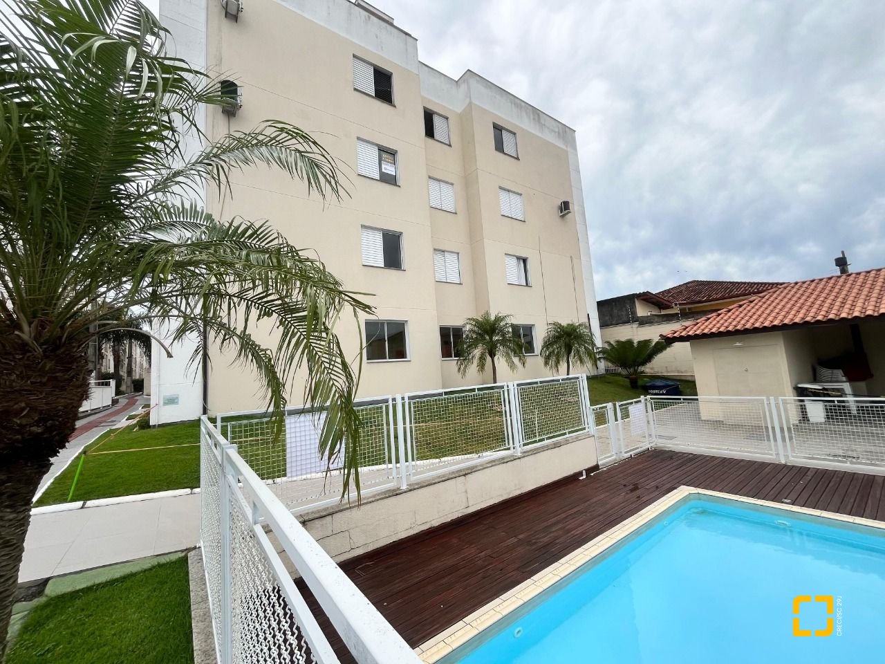 Apartamento com 55m², 2 quartos, 1 garagem, no bairro Serraria em São José