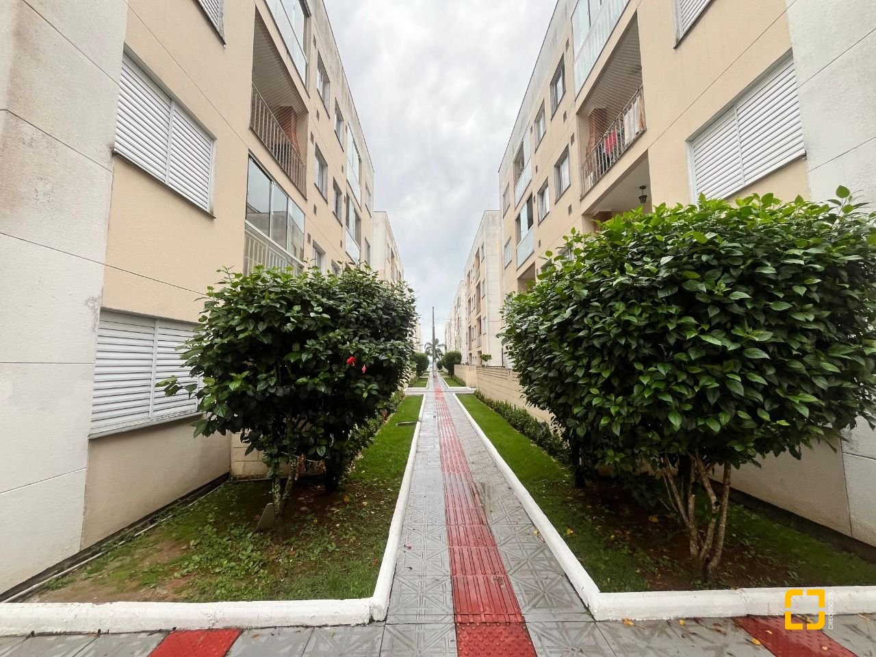 Apartamento com 55m², 2 quartos, 1 garagem, no bairro Serraria em São José