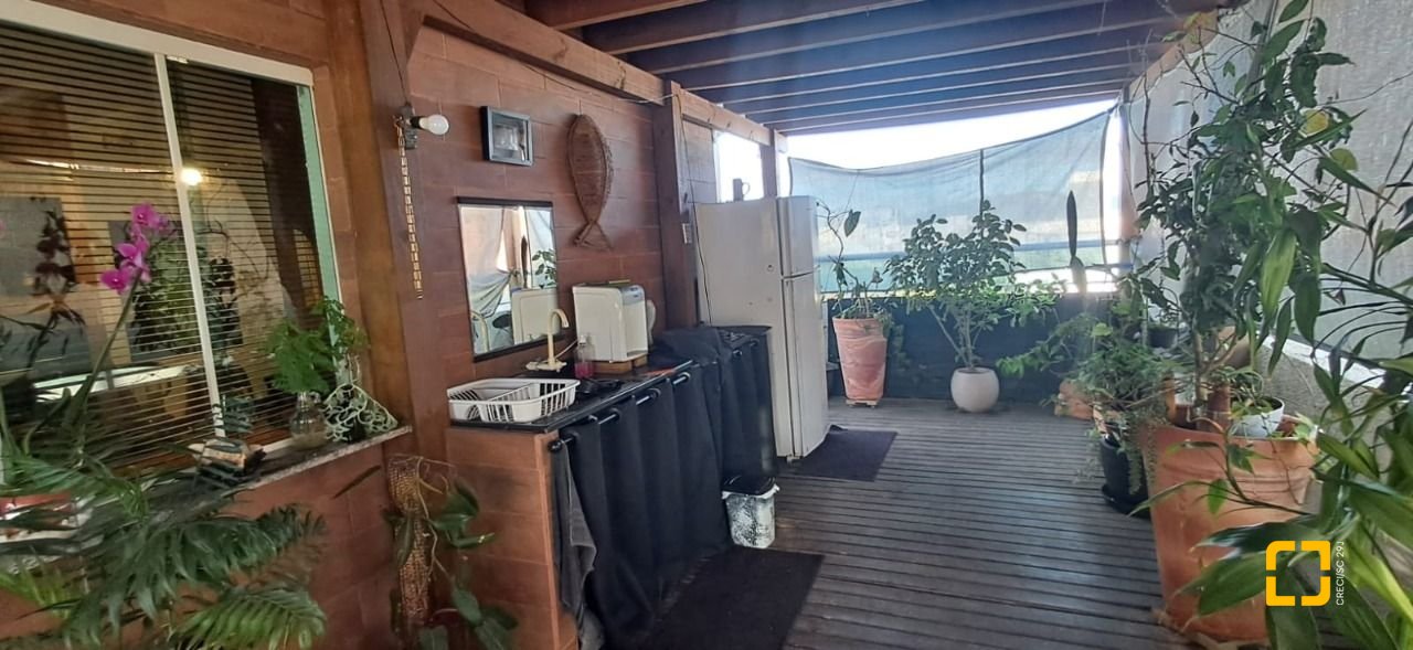 Cobertura com 107m², 4 quartos (sendo 2 suítes), 1 garagem, no bairro Ingleses em Florianópolis