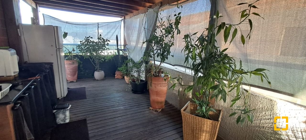 Cobertura com 107m², 4 quartos (sendo 2 suítes), 1 garagem, no bairro Ingleses em Florianópolis
