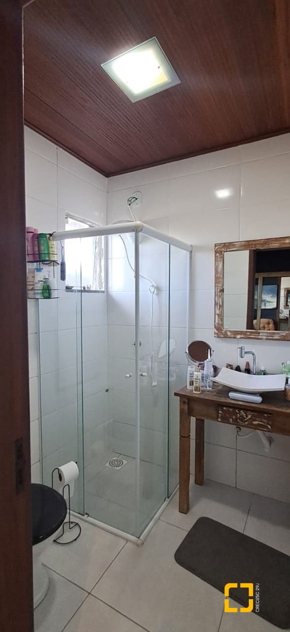 Cobertura com 107m², 4 quartos (sendo 2 suítes), 1 garagem, no bairro Ingleses em Florianópolis
