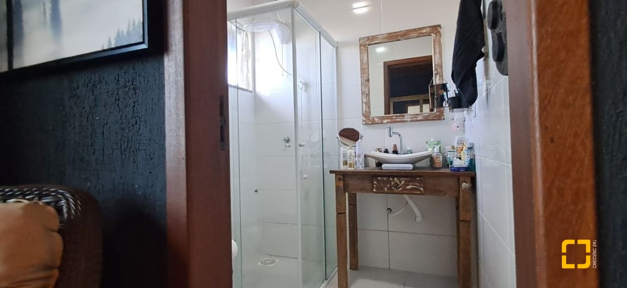 Cobertura com 107m², 4 quartos (sendo 2 suítes), 1 garagem, no bairro Ingleses em Florianópolis