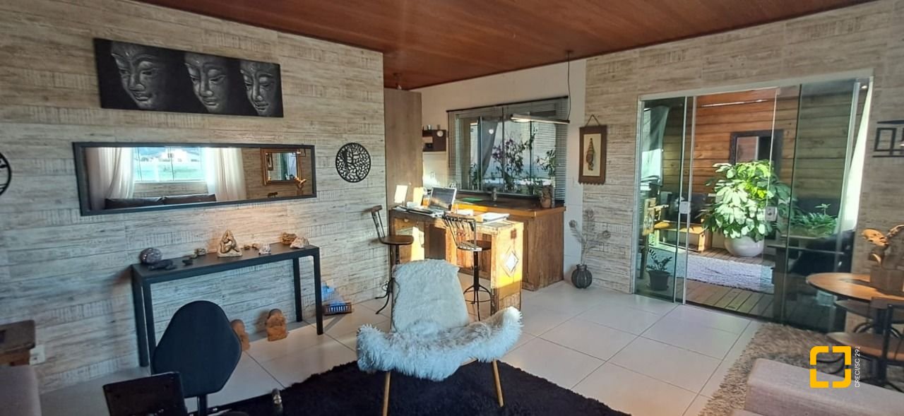 Cobertura com 107m², 4 quartos (sendo 2 suítes), 1 garagem, no bairro Ingleses em Florianópolis