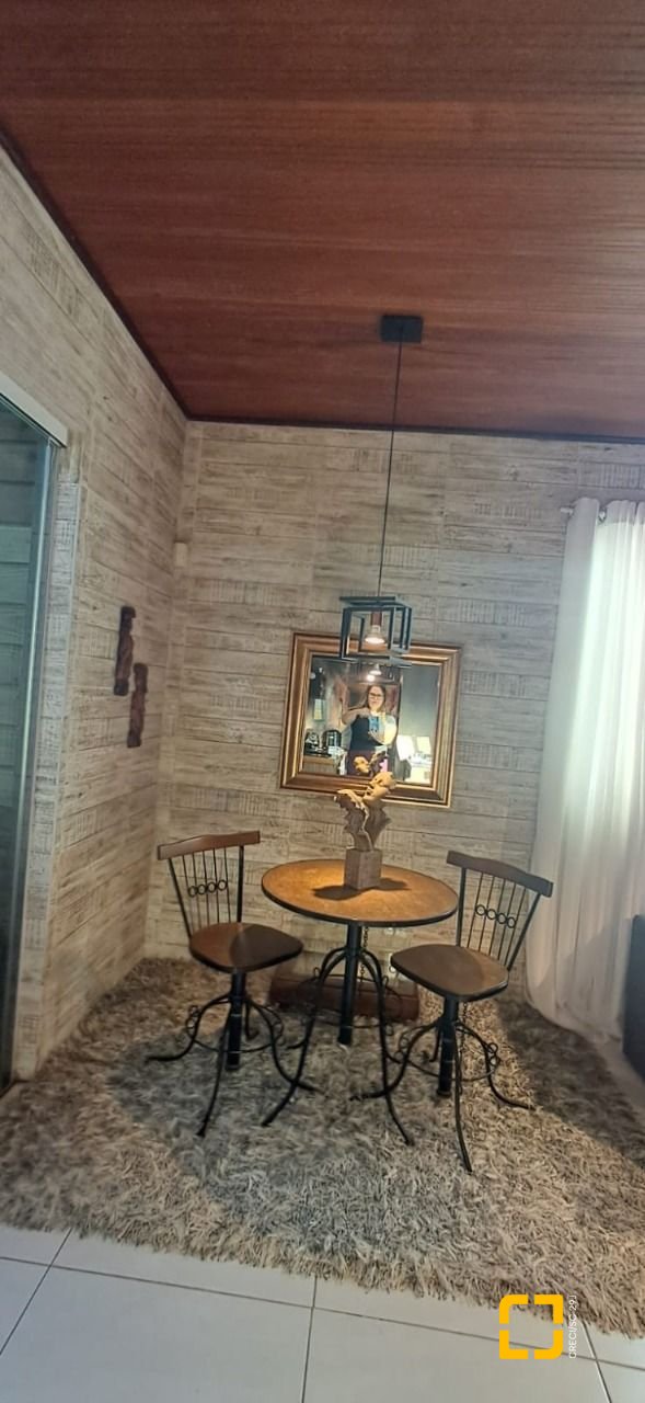 Cobertura com 107m², 4 quartos (sendo 2 suítes), 1 garagem, no bairro Ingleses em Florianópolis