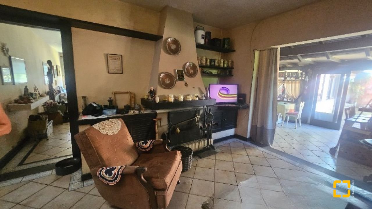 Casa com 241m², 4 quartos (sendo 2 suítes), 3 garagens, no bairro Jardim Anchieta em Florianópolis