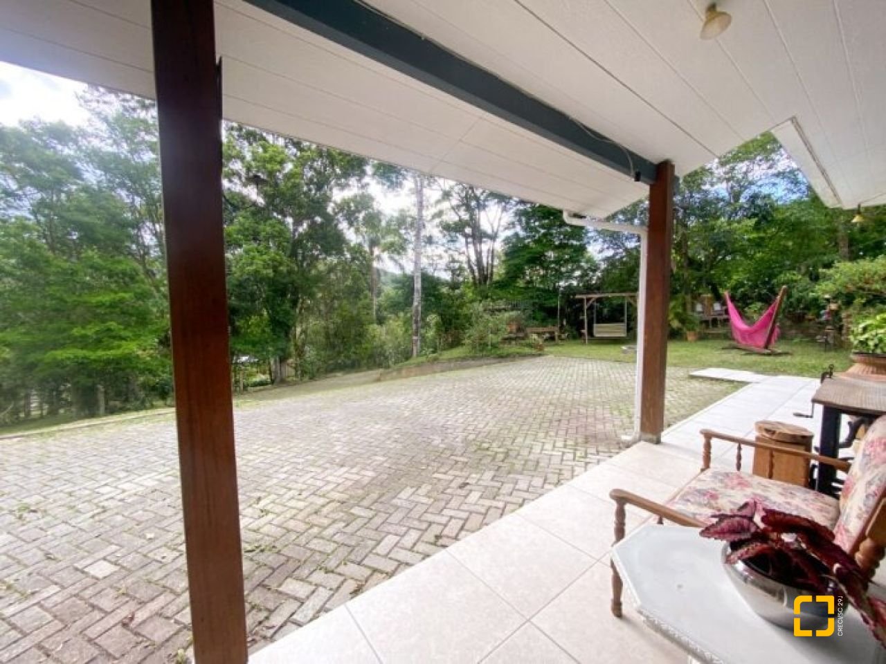 Sítio com 200m², 3 quartos (sendo 1 suíte), 2 garagens, no bairro Ratones em Florianópolis