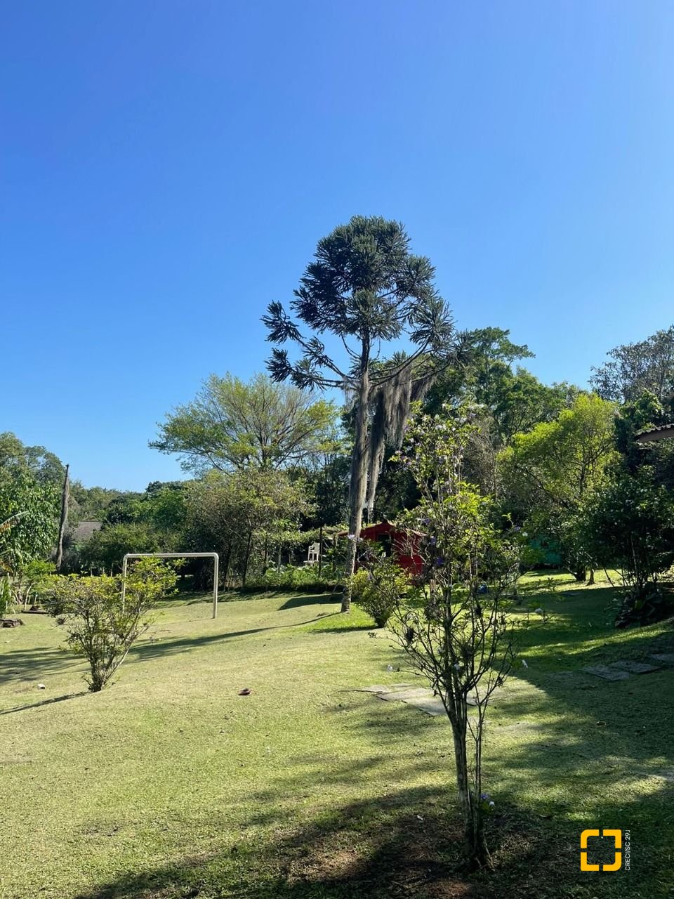 Sítio com 250m², 8 quartos, 2 garagens, no bairro Ratones em Florianópolis