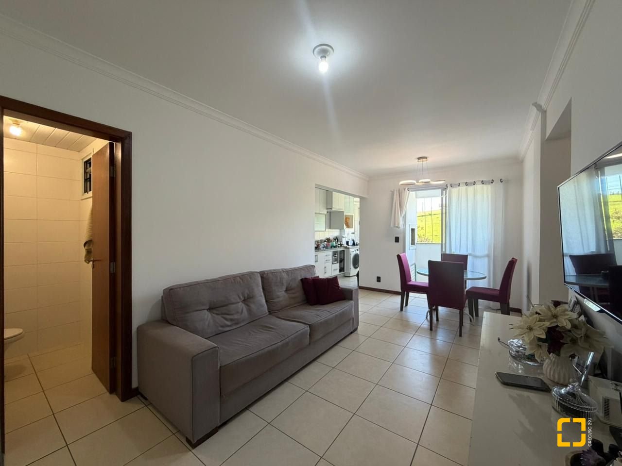 Apartamento com 65m², 2 quartos, 1 garagem, no bairro Fazenda Santo Antônio em São José
