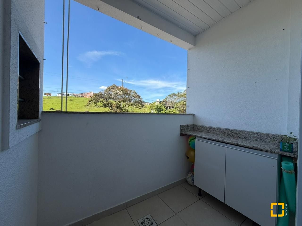 Apartamento com 65m², 2 quartos, 1 garagem, no bairro Fazenda Santo Antônio em São José