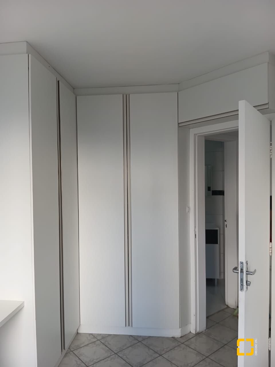Apartamento com 47m², 2 quartos, 1 garagem, no bairro Passa Vinte em Palhoça