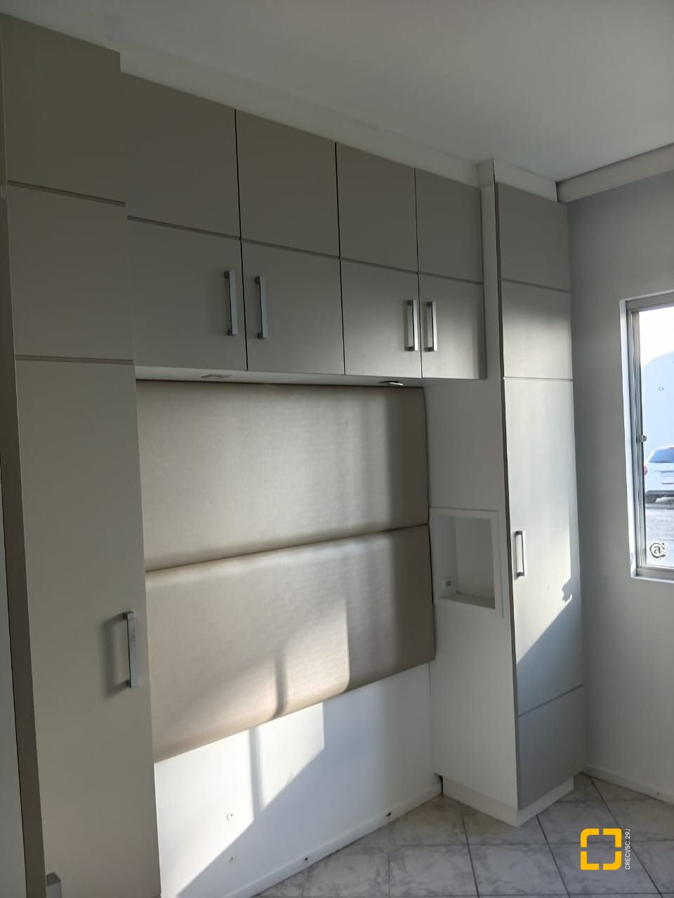Apartamento com 47m², 2 quartos, 1 garagem, no bairro Passa Vinte em Palhoça