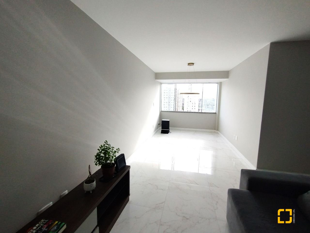 Apartamento com 113m², 3 quartos (sendo 1 suíte), 1 garagem, no bairro Campinas em São José