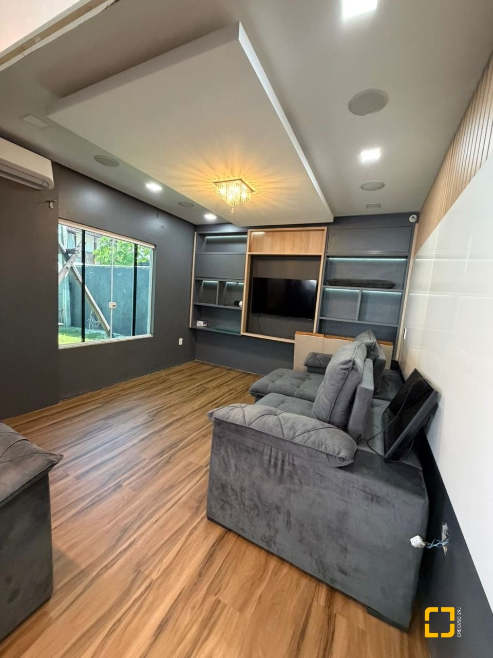 Casa com 190m², 4 quartos (sendo 1 suíte), 2 garagens, no bairro Ingleses em Florianópolis