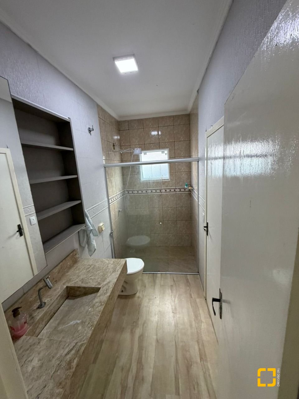 Casa com 190m², 4 quartos (sendo 1 suíte), 2 garagens, no bairro Ingleses em Florianópolis