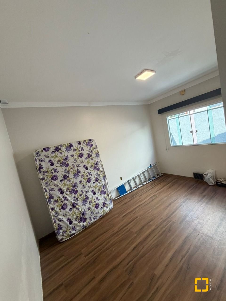Casa com 190m², 4 quartos (sendo 1 suíte), 2 garagens, no bairro Ingleses em Florianópolis