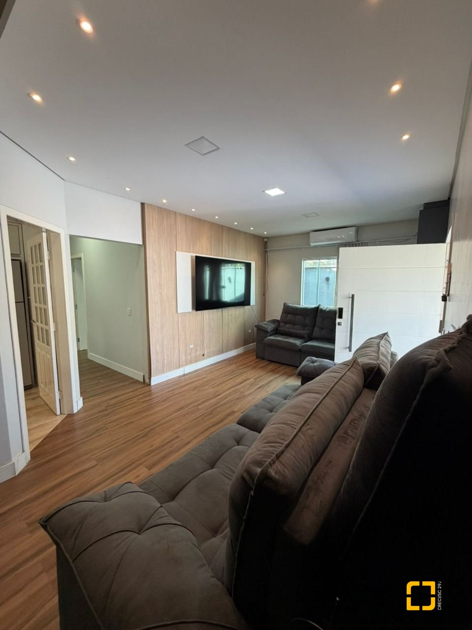 Casa com 190m², 4 quartos (sendo 1 suíte), 2 garagens, no bairro Ingleses em Florianópolis