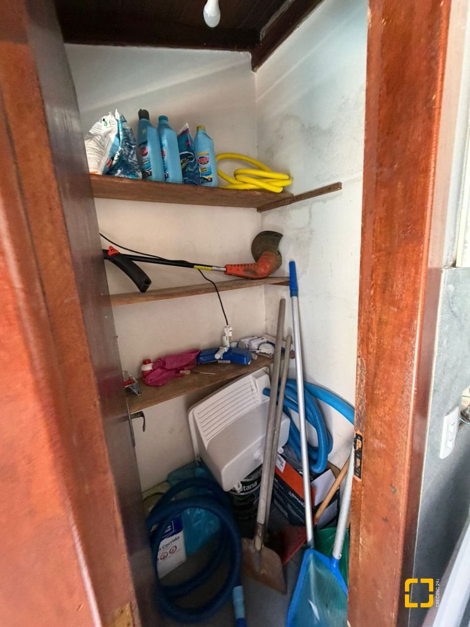 Casa com 190m², 4 quartos (sendo 1 suíte), 2 garagens, no bairro Ingleses em Florianópolis