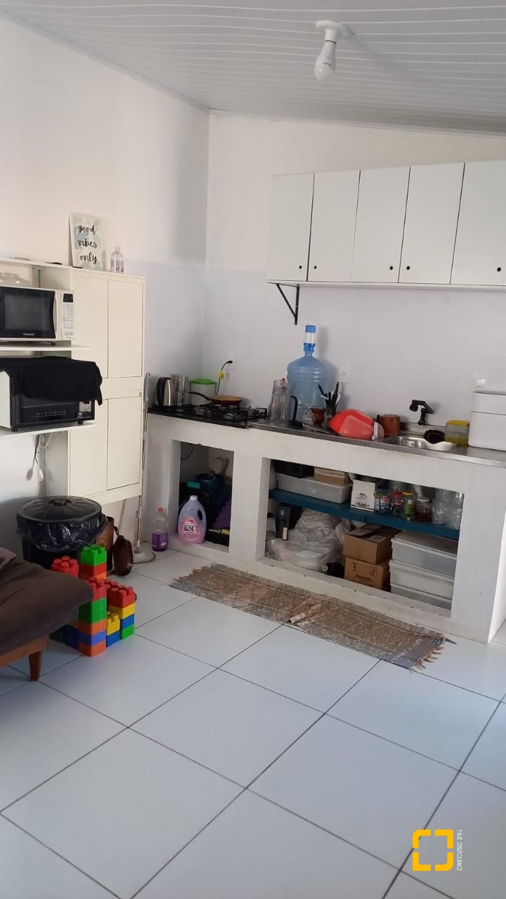 Casa com 51m², 2 quartos, 2 garagens, no bairro Vargem Grande em Florianópolis