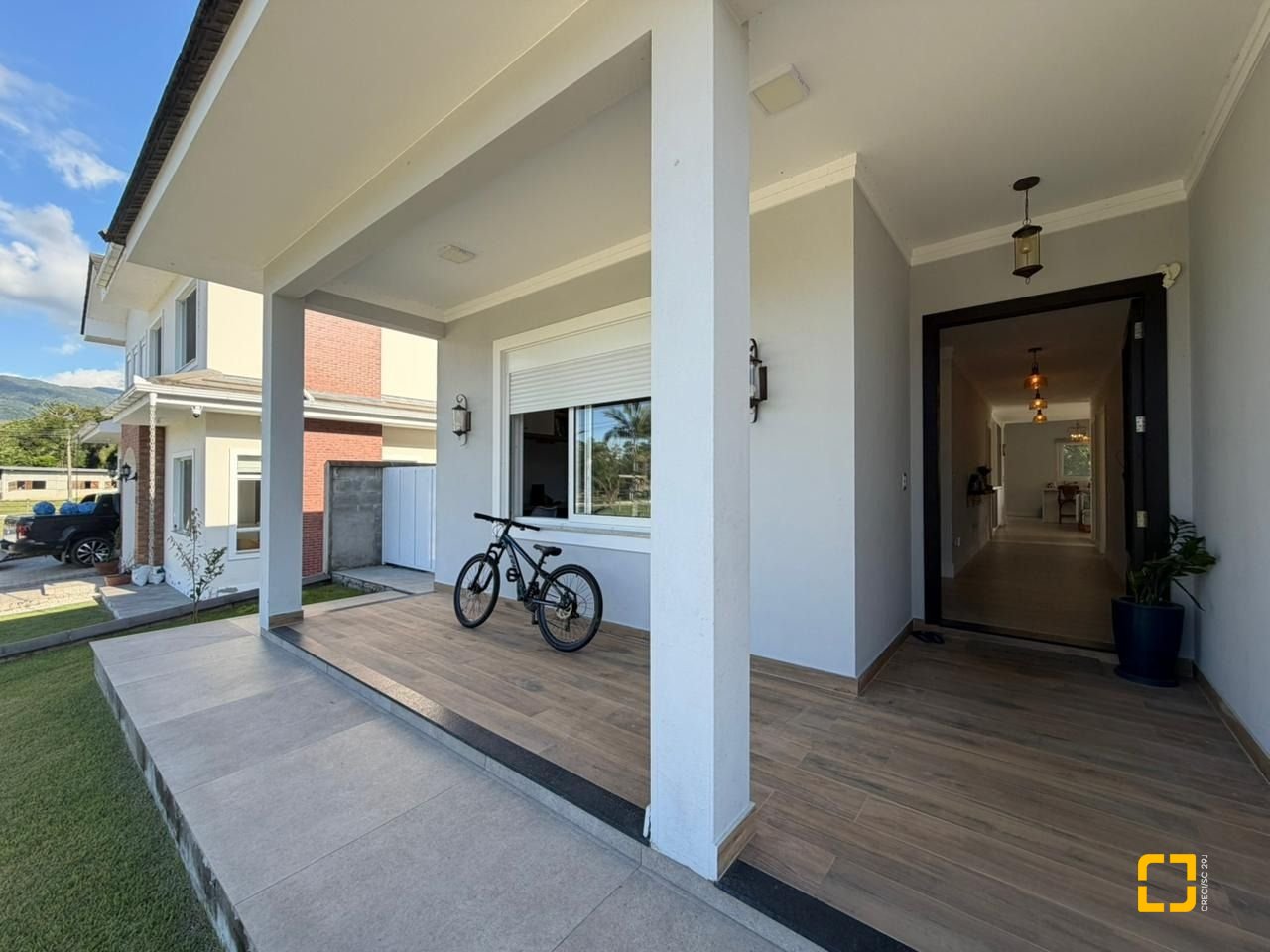 Casa de Condomínio com 204m², 3 quartos (sendo 1 suíte), 1 garagem, no bairro Sul do Rio em Santo Amaro da Imperatriz