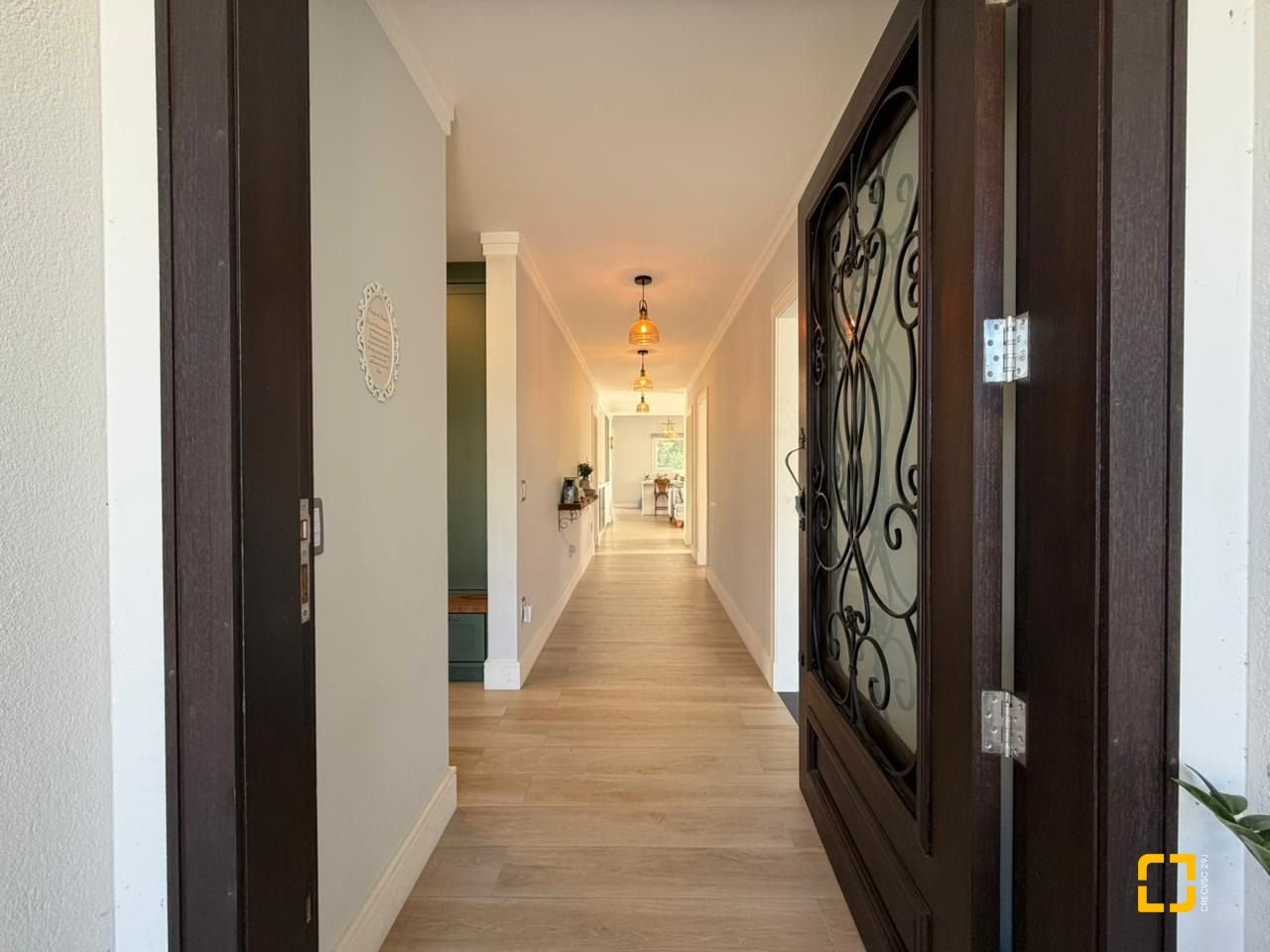 Casa de Condomínio com 204m², 3 quartos (sendo 1 suíte), 1 garagem, no bairro Sul do Rio em Santo Amaro da Imperatriz