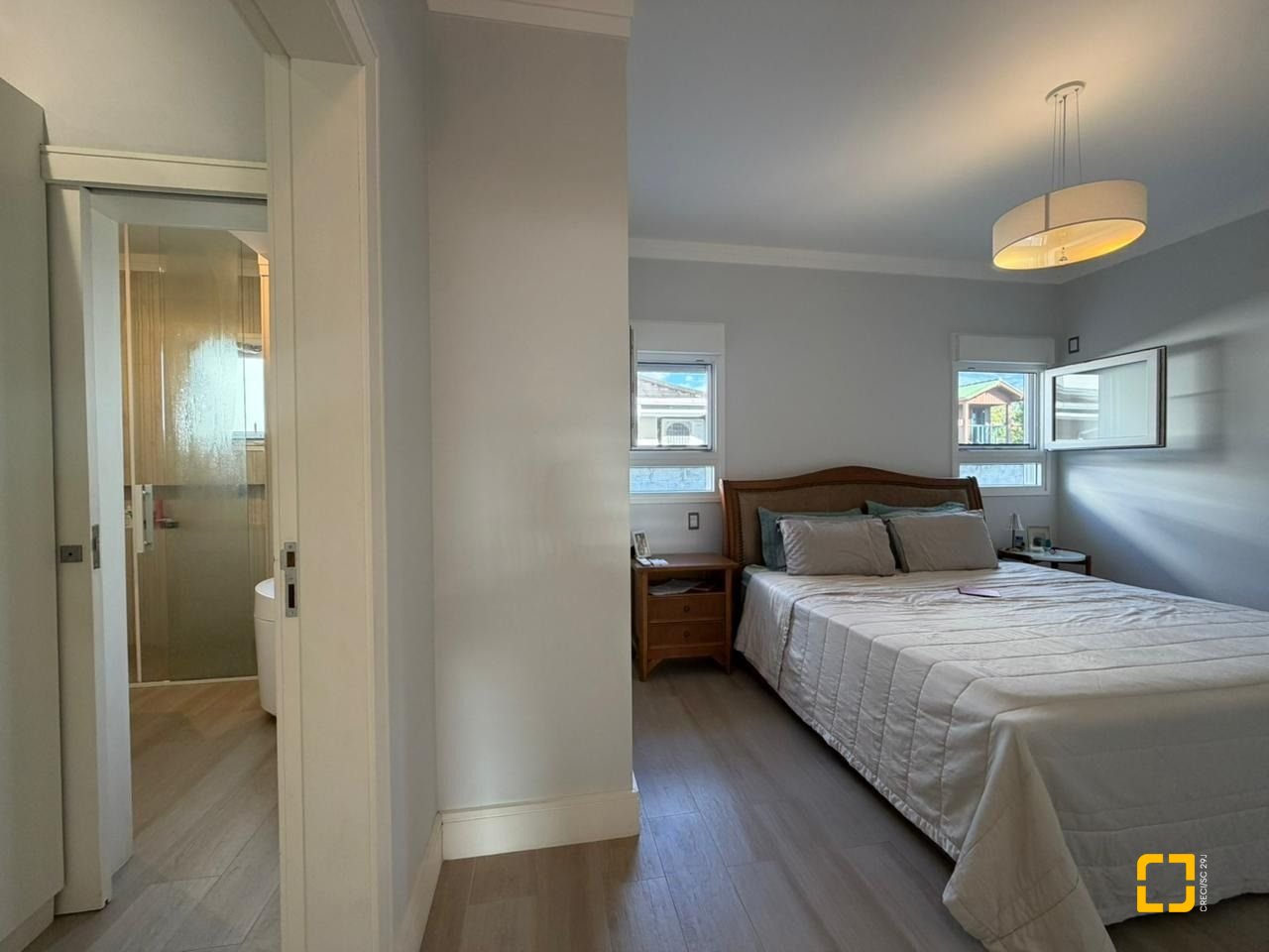 Casa de Condomínio com 204m², 3 quartos (sendo 1 suíte), 1 garagem, no bairro Sul do Rio em Santo Amaro da Imperatriz